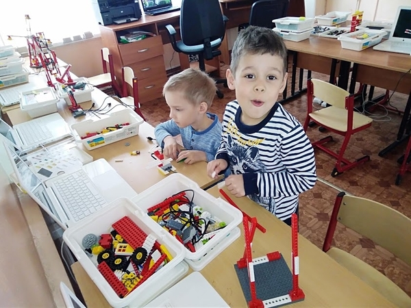 РобоТехник