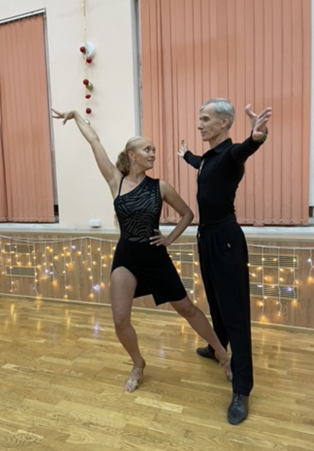 Студия Спортивного Бального Танца «Элегия»