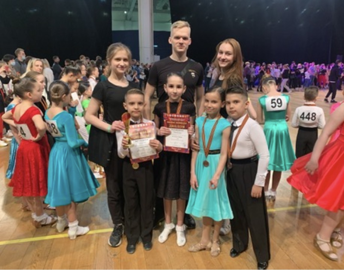 Студия Спортивного Бального Танца «Элегия»